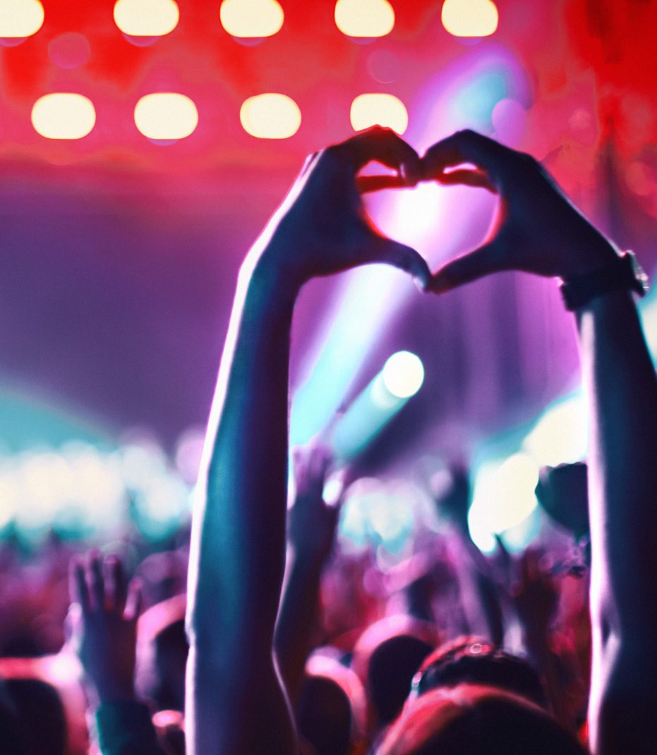 Concert-goers-being-safe-to-prevent-injuries