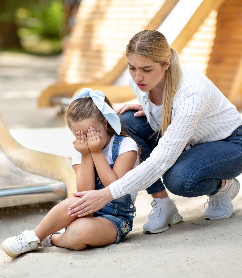 Girl-crying-from-daycare-injury